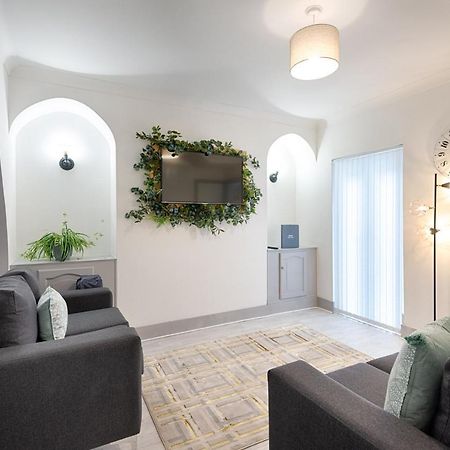 Groves House Swansea City Centre Appartement Buitenkant foto